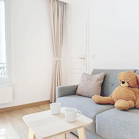 122 - Luxueux Pied-a-terre Parisien パリ