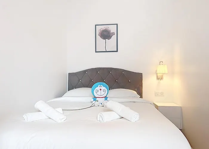122 - Luxueux Pied-a-terre Parisien Paris